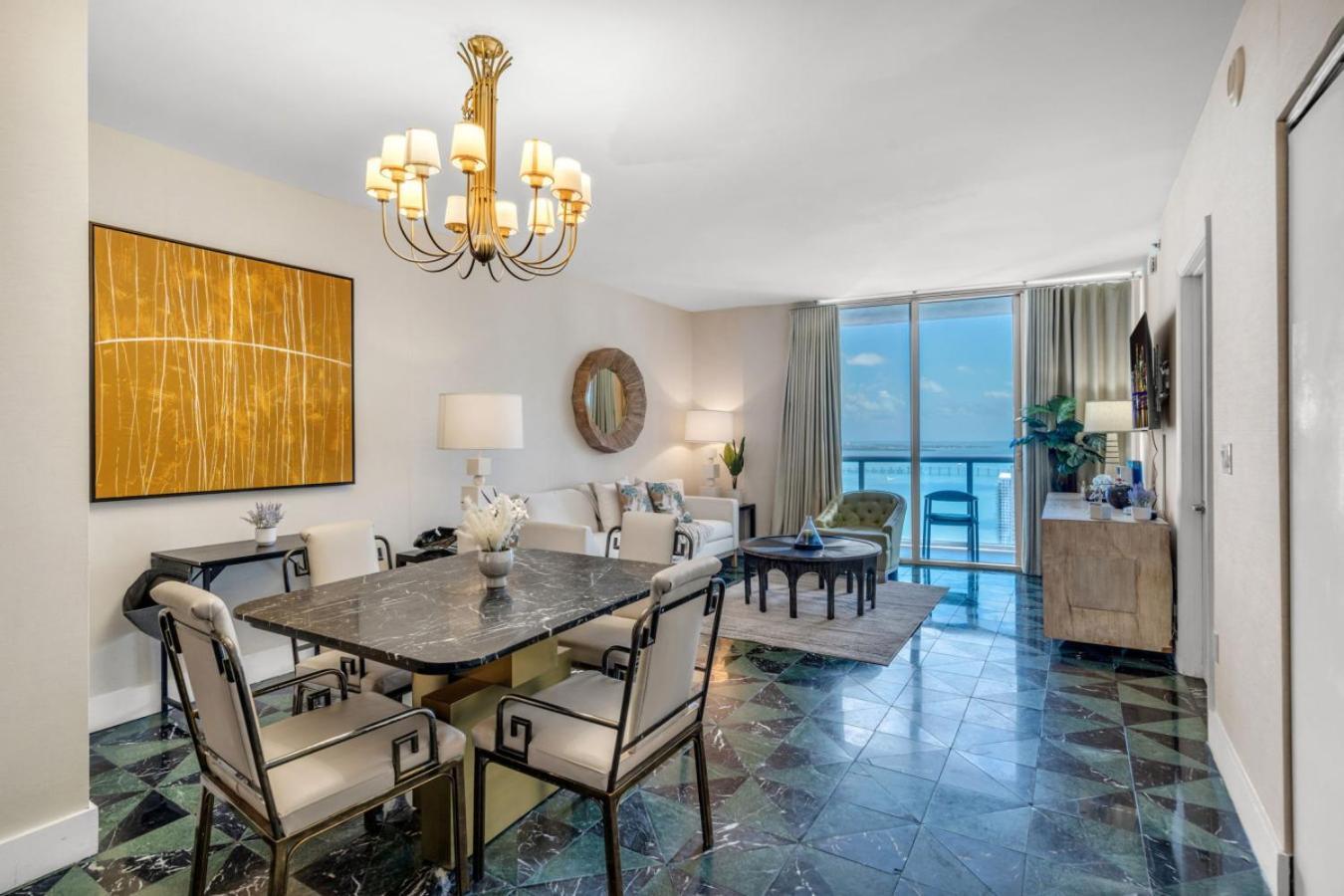 Icon Brickell Gem 2-br Oasis With Amazing Views Miami